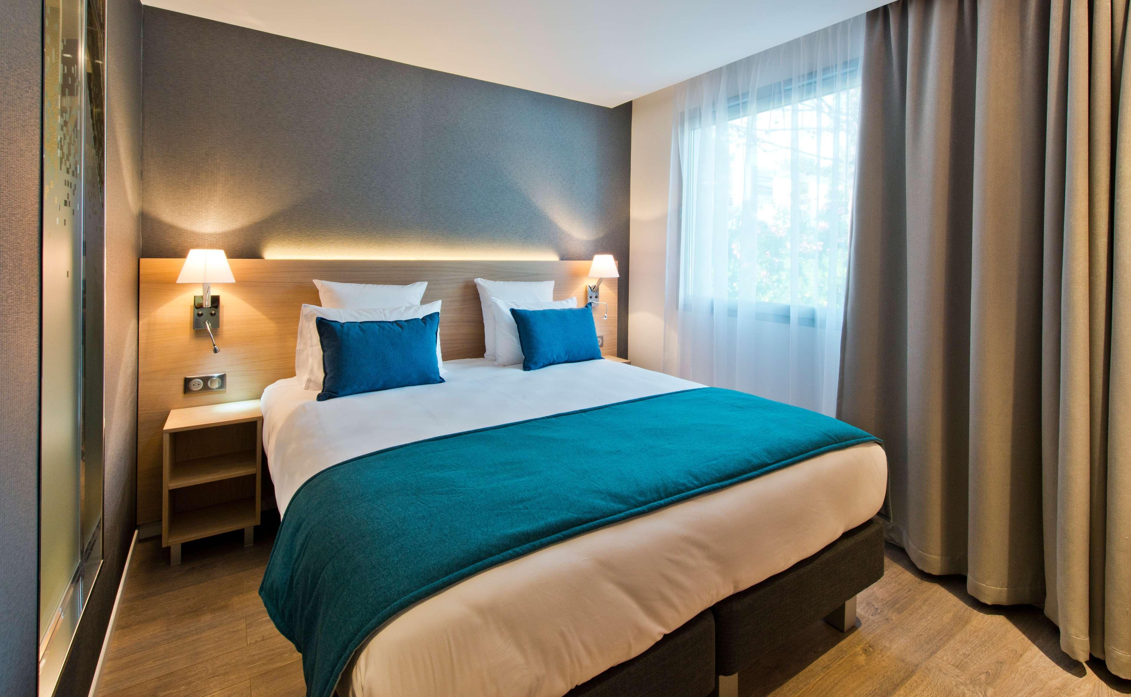 Golden Tulip Sophia Antipolis - Hotel&Spa Valbonne Buitenkant foto