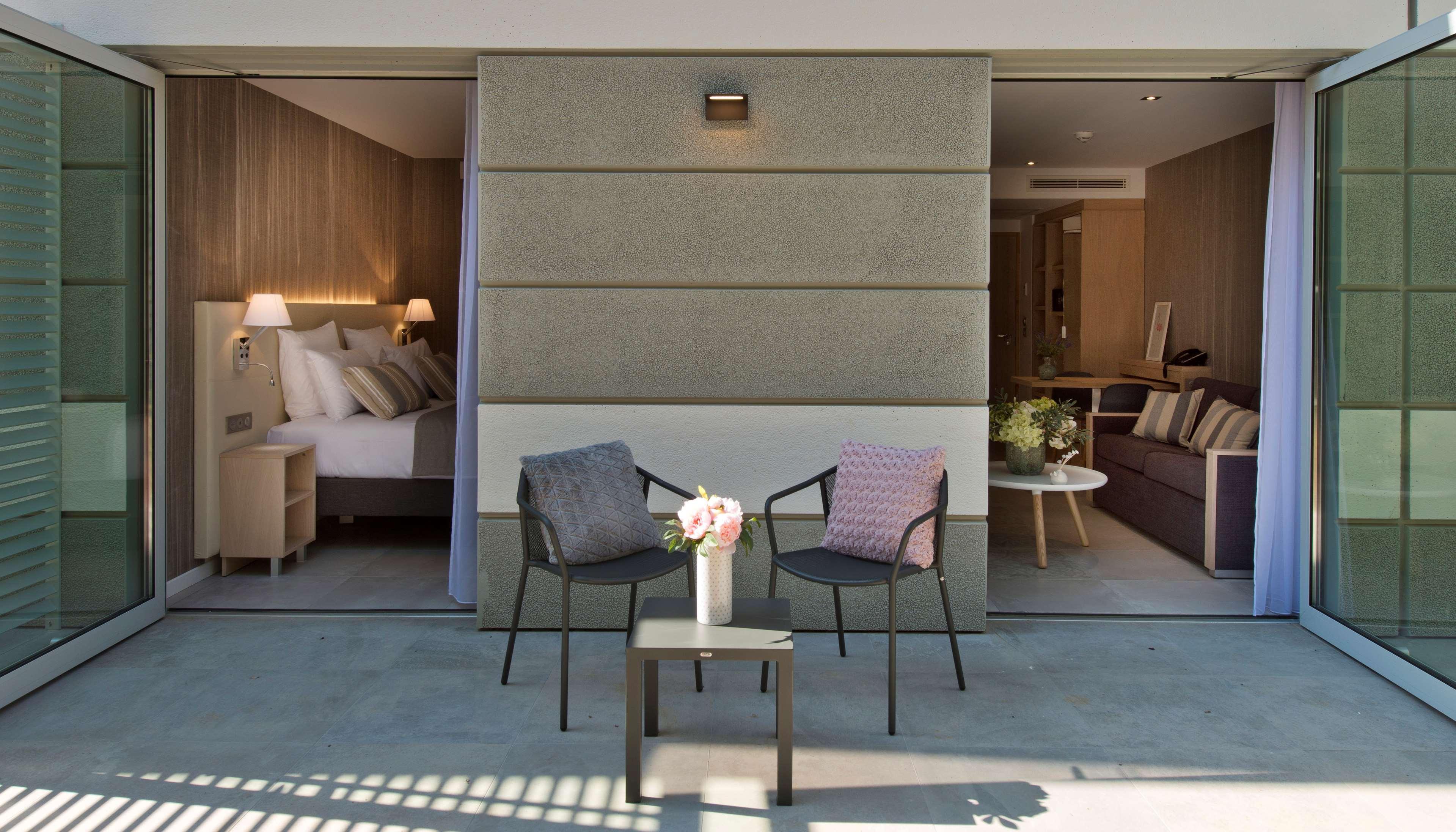 Golden Tulip Sophia Antipolis - Hotel&Spa Valbonne Buitenkant foto