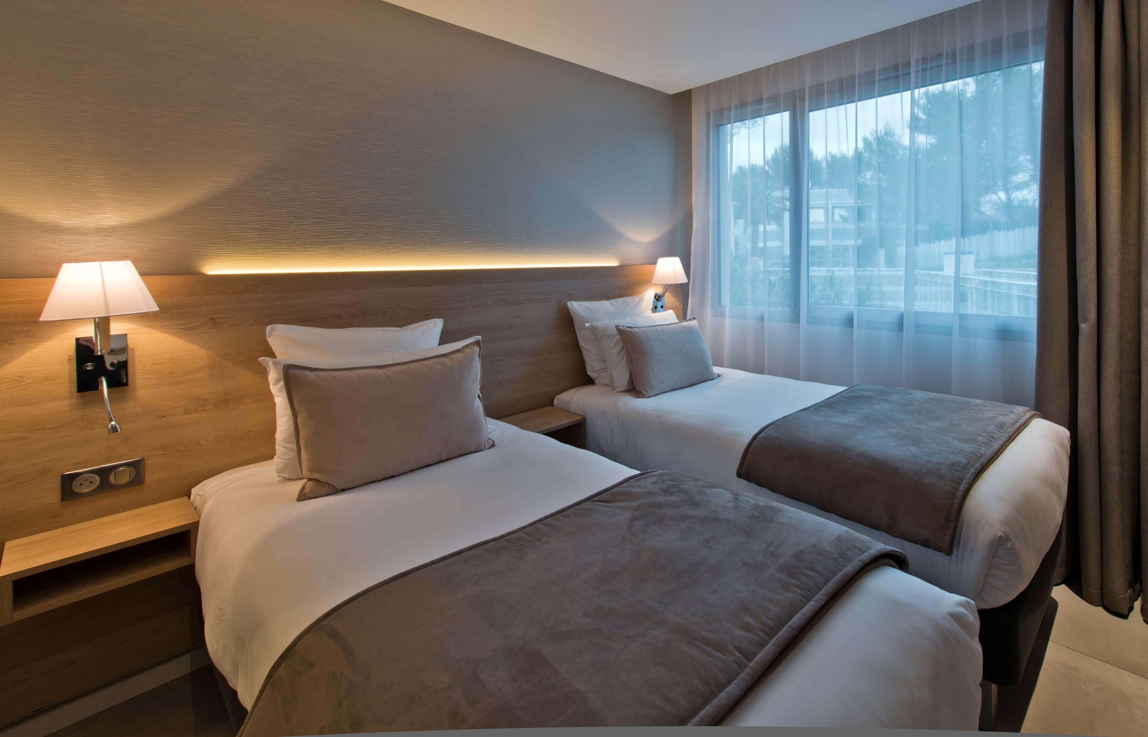 Golden Tulip Sophia Antipolis - Hotel&Spa Valbonne Buitenkant foto