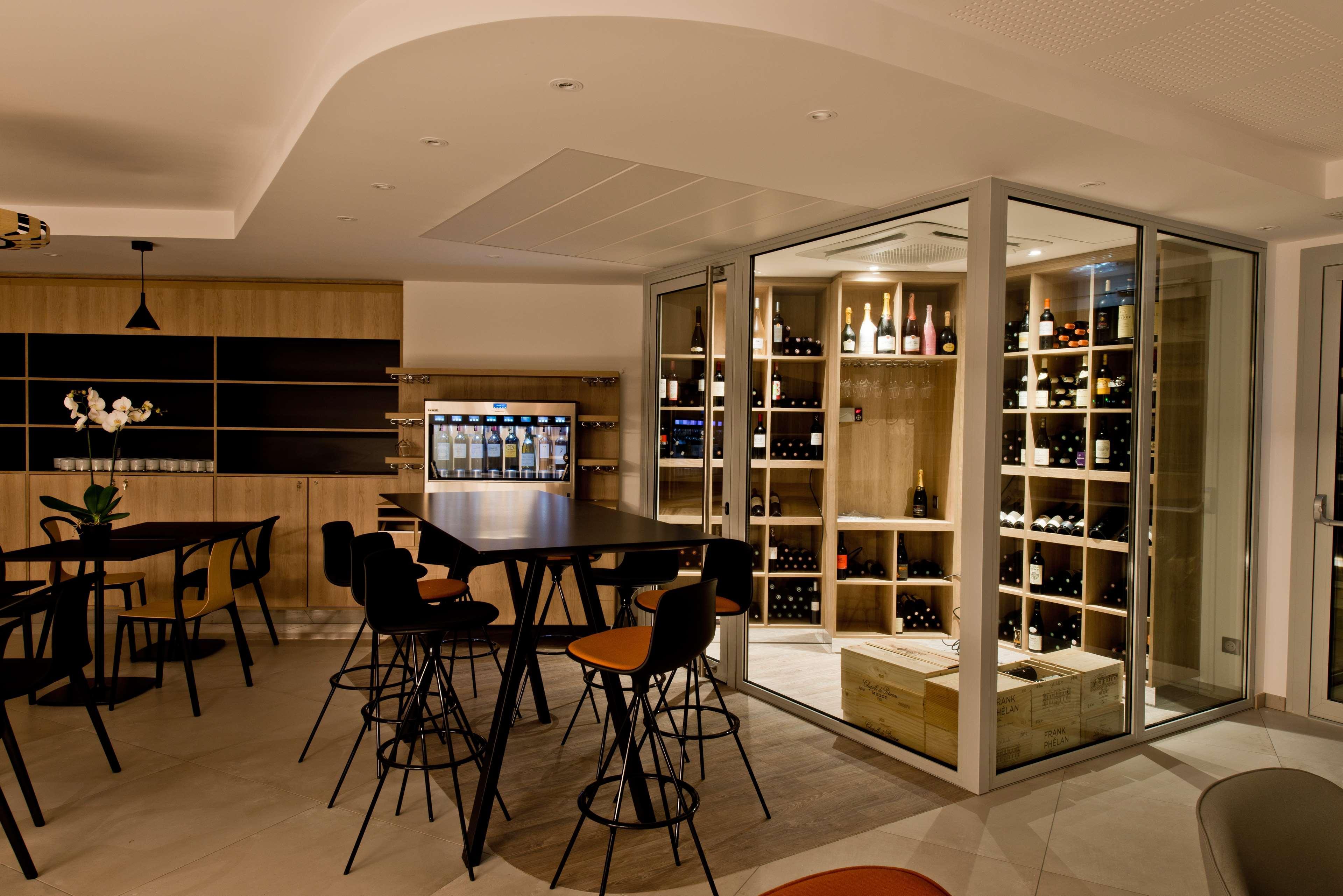 Golden Tulip Sophia Antipolis - Hotel&Spa Valbonne Buitenkant foto