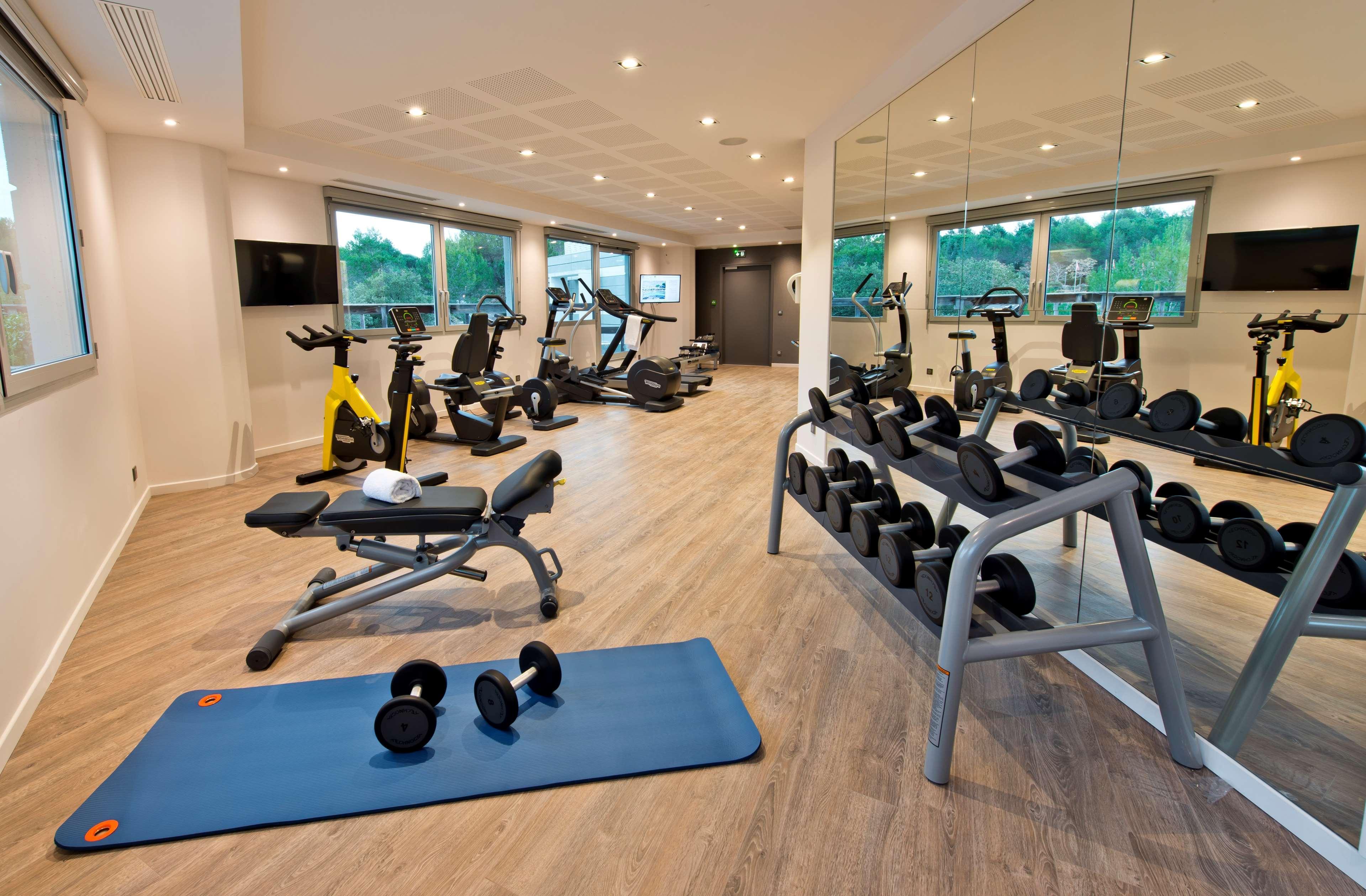 Golden Tulip Sophia Antipolis - Hotel&Spa Valbonne Buitenkant foto