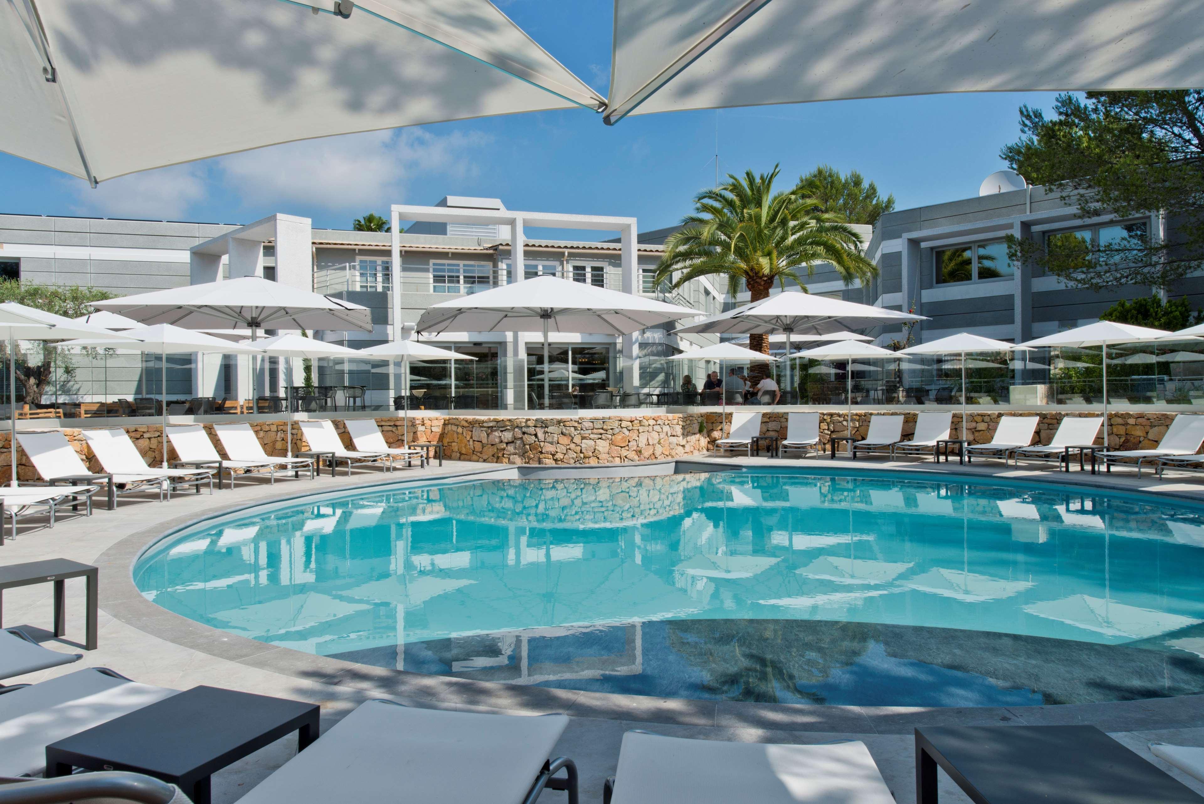Golden Tulip Sophia Antipolis - Hotel&Spa Valbonne Buitenkant foto