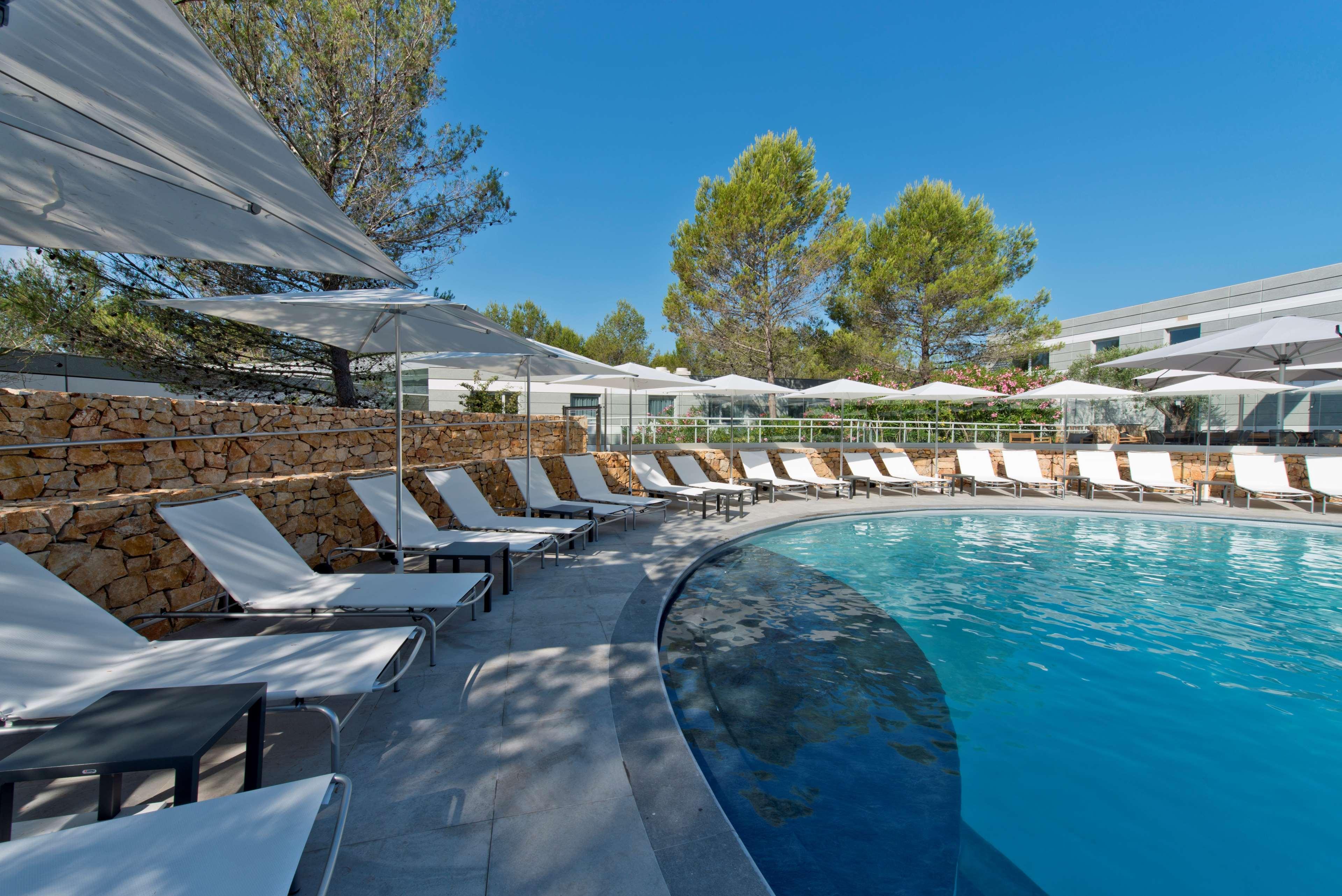 Golden Tulip Sophia Antipolis - Hotel&Spa Valbonne Buitenkant foto