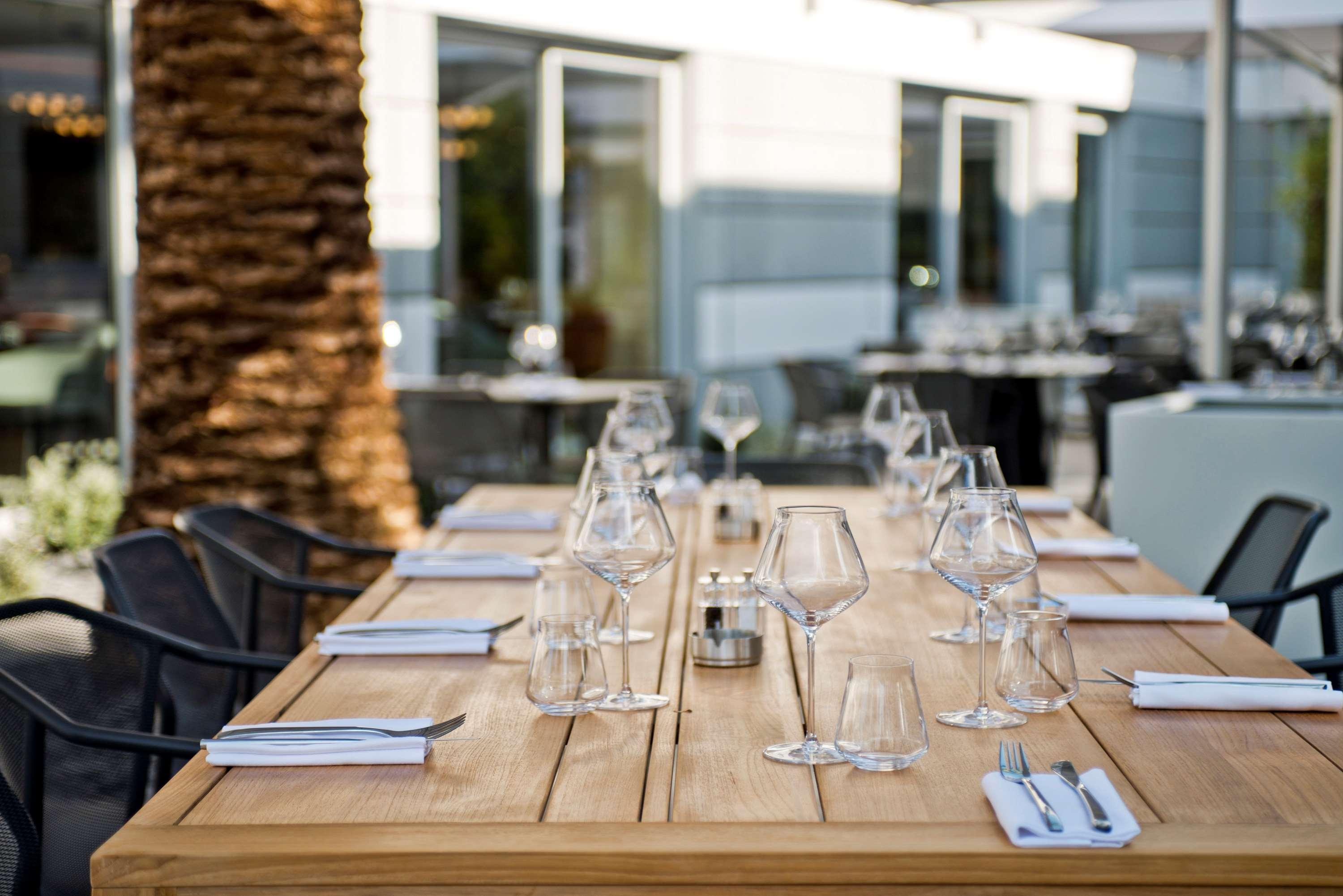 Golden Tulip Sophia Antipolis - Hotel&Spa Valbonne Buitenkant foto
