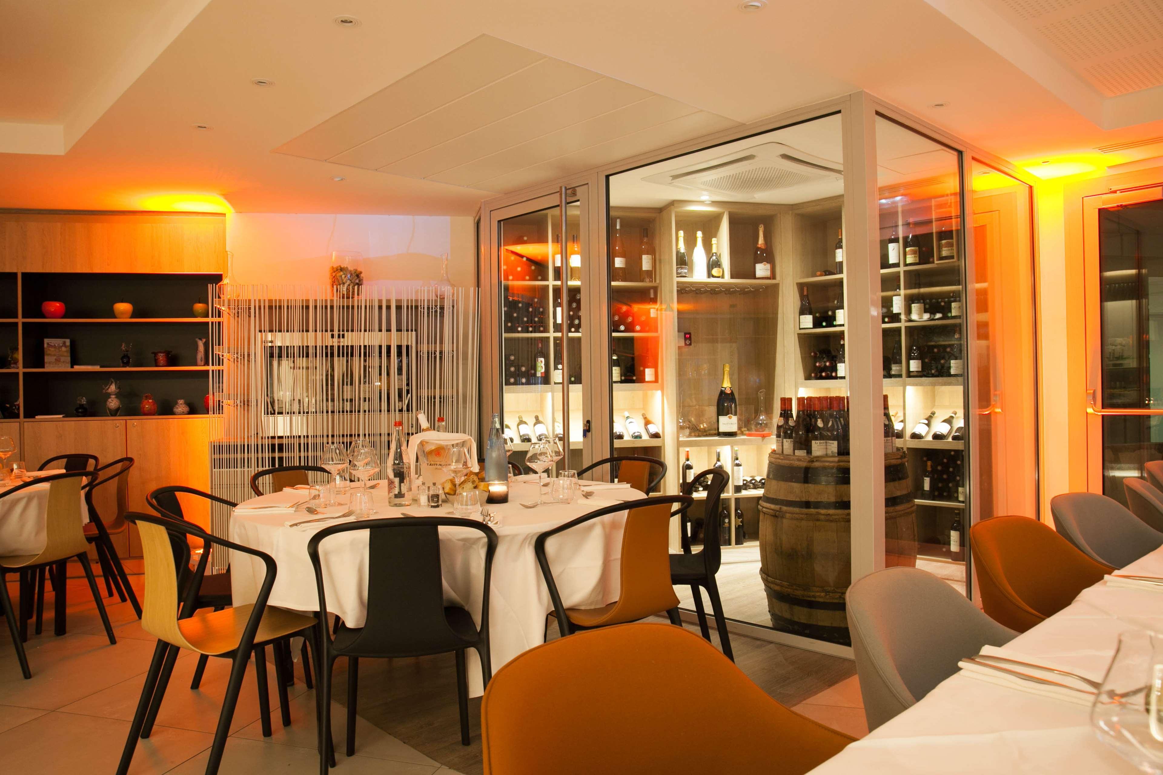 Golden Tulip Sophia Antipolis - Hotel&Spa Valbonne Buitenkant foto