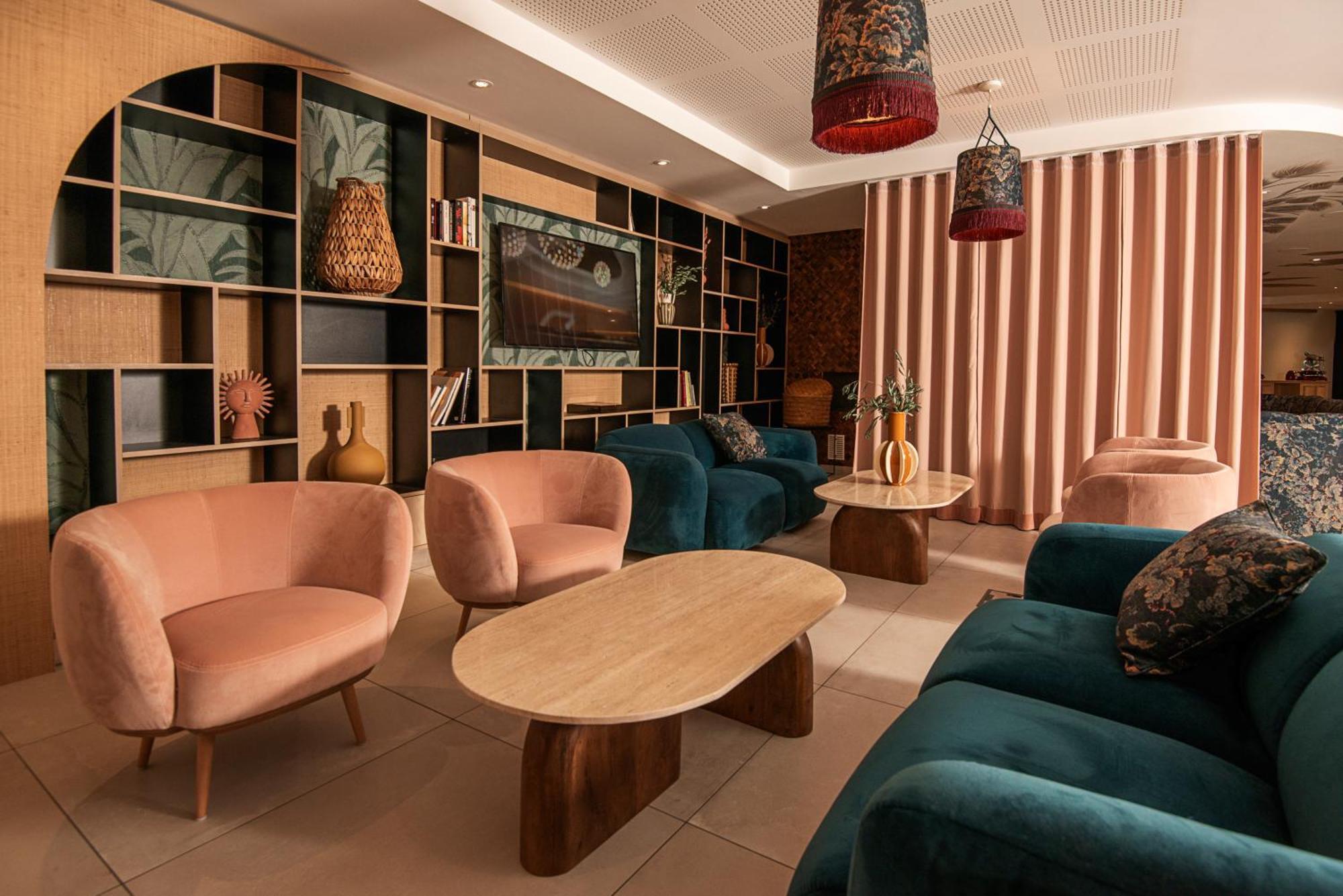 Golden Tulip Sophia Antipolis - Hotel&Spa Valbonne Buitenkant foto